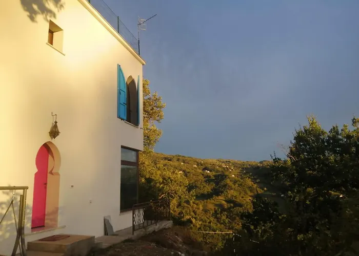 Alojamento de Turismo Selvagem That's - L'incanto Della Valle Monchio (Modena)